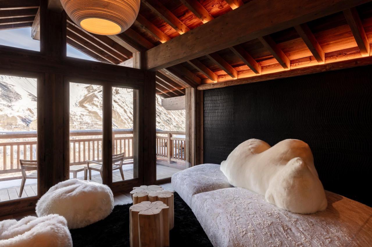 M Lodge & Spa แซ็ง-มาร์แต็ง-เดอ-แบลวีย์ ภายนอก รูปภาพ